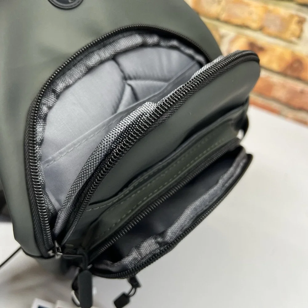 DUCHAMP London Sling Bag Backpack Crossbody Bag Gray Black Nylon Lightweight